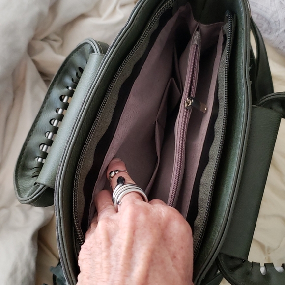 Faux Suede fringe/leather purse - Picture 10 of 17